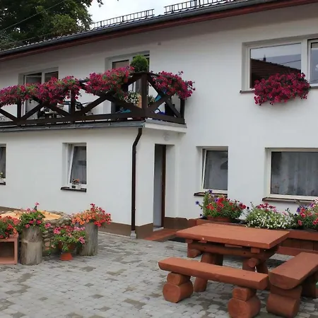 Ferienwohnung Cztery Pory Roku Jezow Sudecki Exterior foto